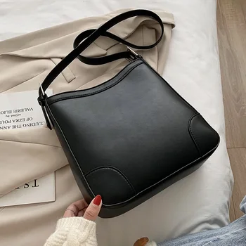 Jednostavne male torbe-kante od umjetne kože za žene 2021 Marke luksuznih crne torbe preko ramena preko ramena, trend torba Lux za ruke