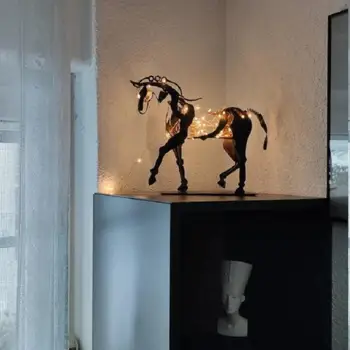 Vintage Skulptura Konja Adonis Metalni Ukras Apstraktno Moderne Realistične Umjetnosti Home Dekor Uredski Lik Gvozdena Pruća Igračka za konje