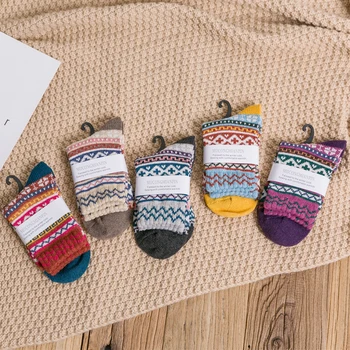 Zimske debele tople meke ženske čarape u Retro stilu sa zimskim ispis Debele Tople čarape ženske čarape od mješavine onda vune Čarape Topla rasprodaja