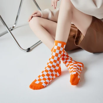 5 Parova Ženskih osnovnih respiring Čarapa Žakard kariranih Kukičane čarape Udobne pamučne Čarape Srednje dužine u rasutom stanju