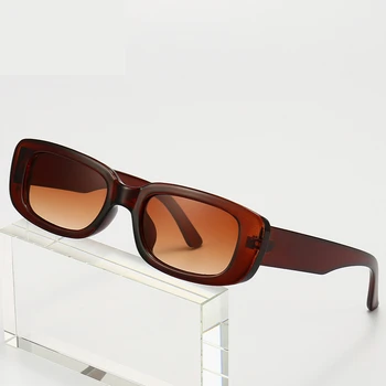 Sunčane naočale Kolutanje UV400 za muškarce i žene Moderan mali pravokutni okvir gradijent ispunjava zrake Brand-dizajner Sunčane naočale za vožnju 2021 Novi